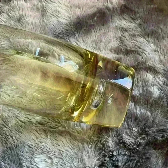 Beautiful Tall Yellow color Glass  Vase - Picture 7 of 16